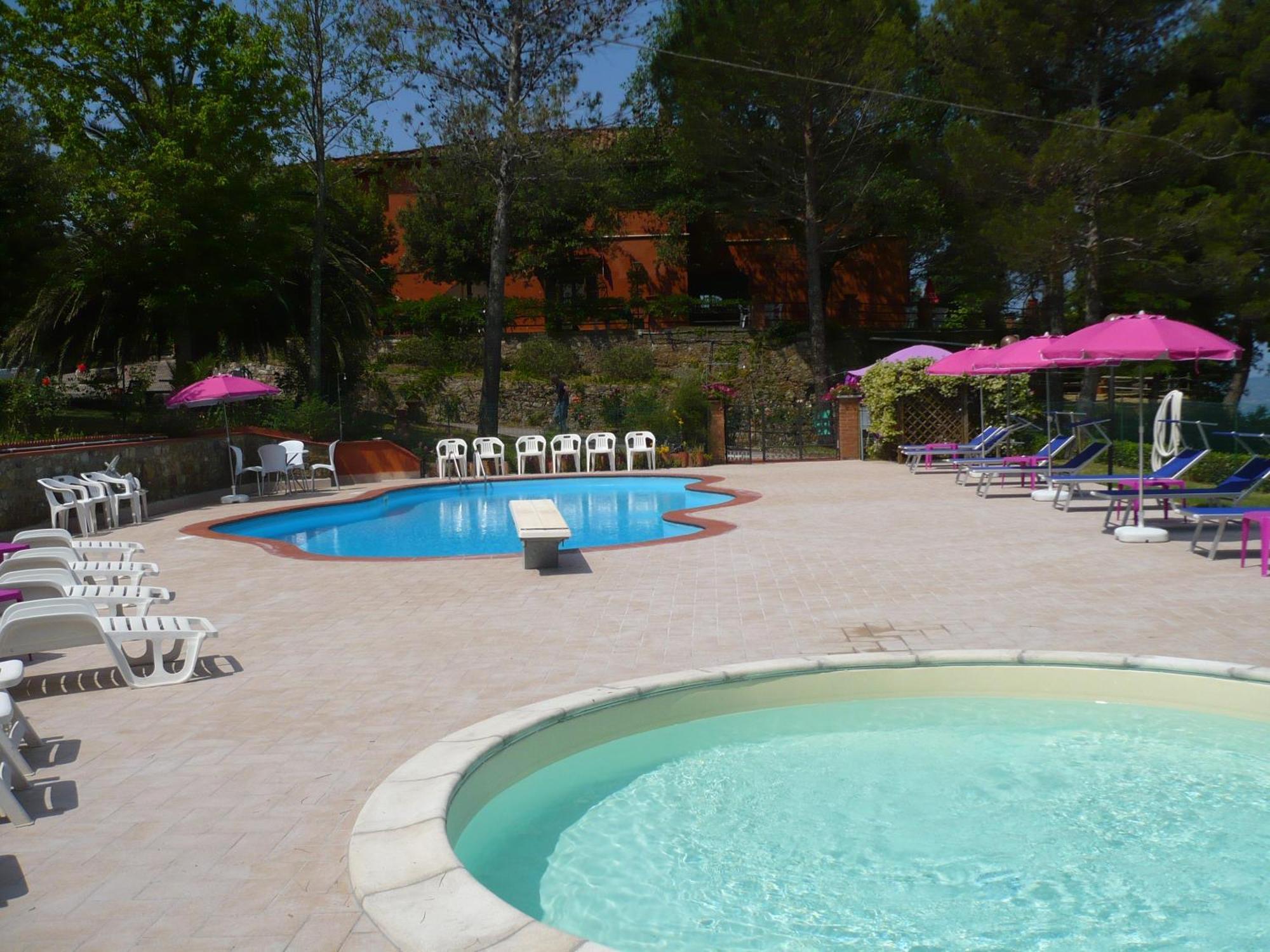 Hotel Il Poggetto Castellina Marittima Luaran gambar